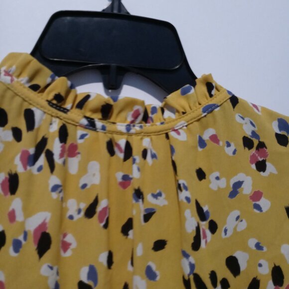 MERI SKYE Women's Yellow Printed Ruffle V-Neck Tank Top Size 1X - Picture 6 of 9
